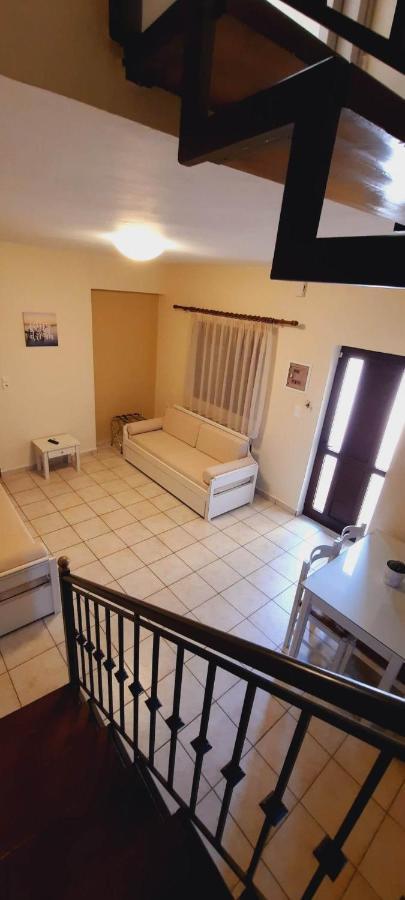 Lola'S Hotel Platanias  Exterior photo