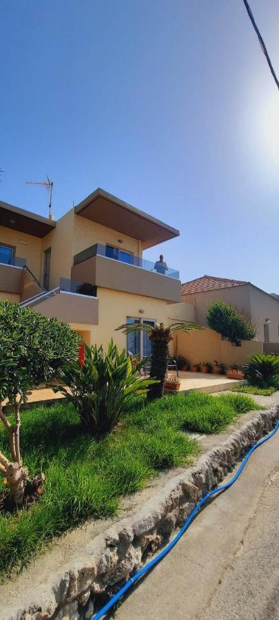 Lola'S Hotel Platanias  Exterior photo