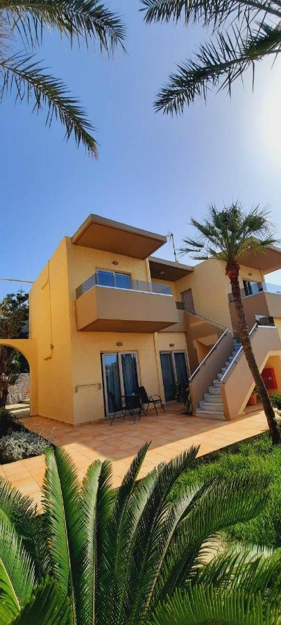 Lola'S Hotel Platanias  Exterior photo